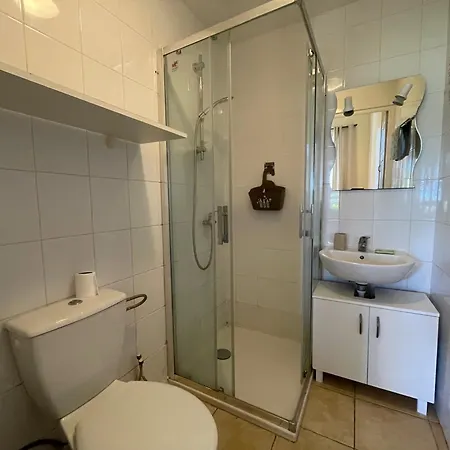Apartment : T2 Renove Proche Mer, Clim, Wifi, 4 Couchages, Balcon - Fr-1-309-447